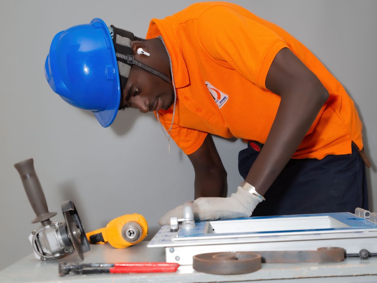 Pratique menuiserie aluminium